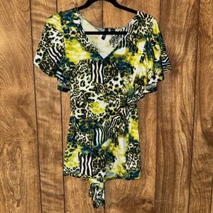 Essentials by Milano Women Animal Print Flutter Sleeve V-Neck Tie Back Top Large